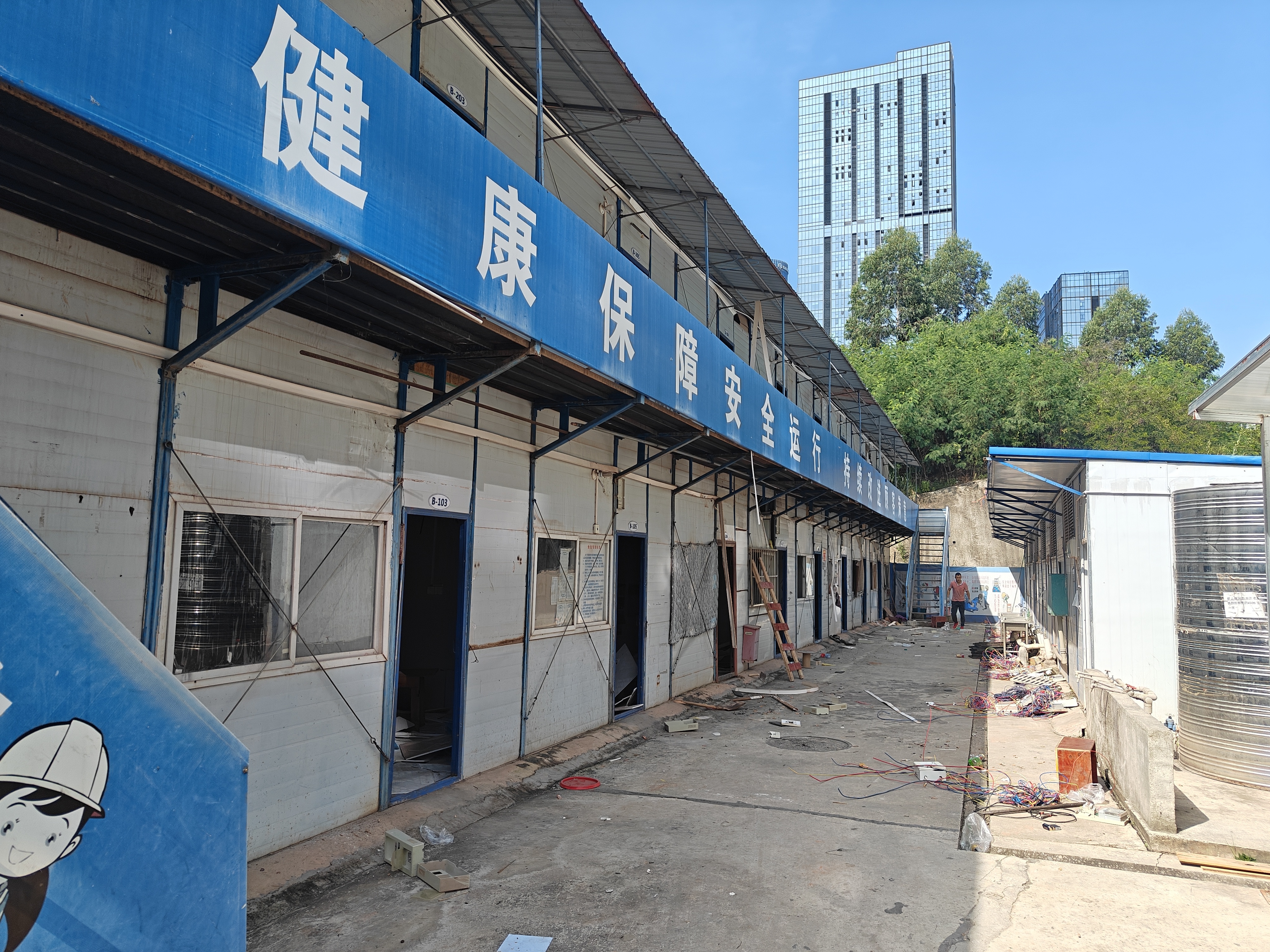 农村自建房经验_避坑指南_坡顶活动板房价格